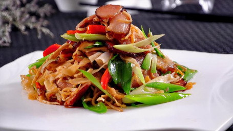 Smoked Pork Belly With Dried Bamboo Sprouts