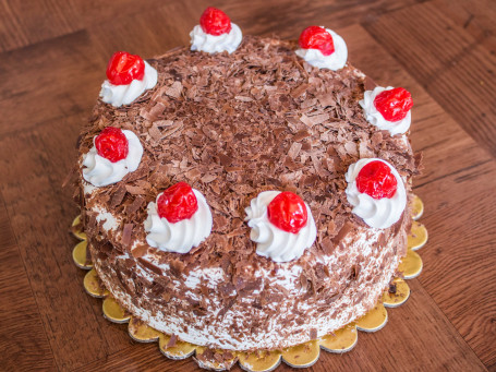 Royal Black Forest Cake Eggless [500 Grams]