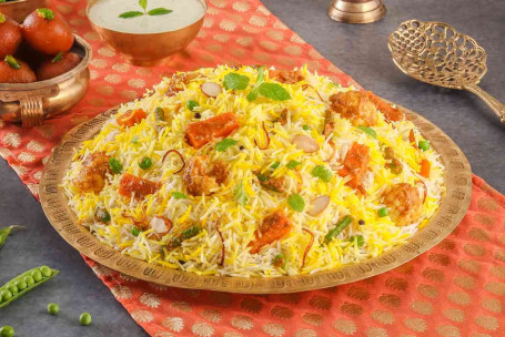 Subz E Biryani [Veg Dum Biryani Serves 4]