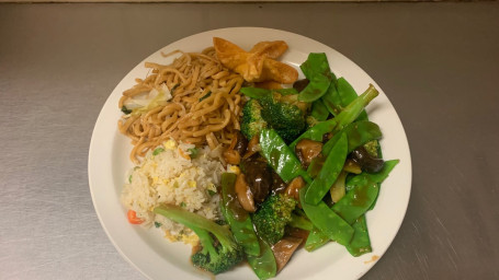 Veggie Trio (Black Mushroom, Broccoli Pea Pods)