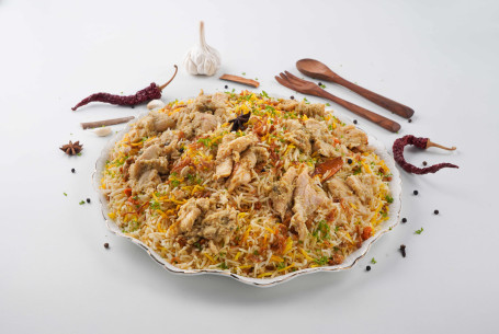 Lucknowi Reshmi Chicken Tikka Dum Biryani