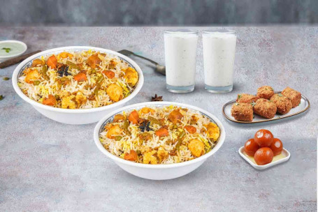 Sărbătoarea Veg Dum Biryani (Lucknowi)