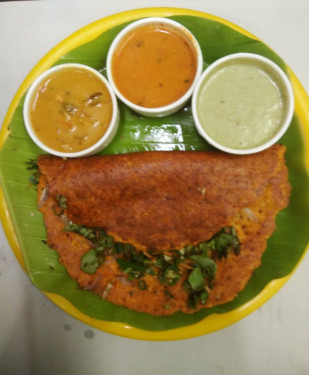 Adai Dosa With Kuruma And Coconut Chutney