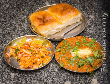 Mushroom Cheese Pav Bhaji