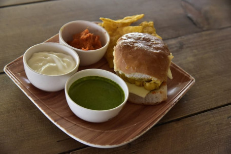 Chai Galli Special Vada Pav