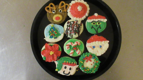 6 Pk. Holiday Cupcakes