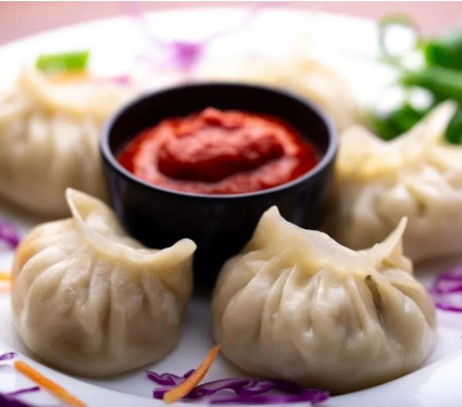 Special Chicken Momos [6 Pieces]