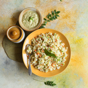 Upma Cu Chutney De Cocos