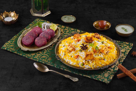 Combo De Sărbătoare Solo Cu Kebaburi De Sfeclă Roșie Zaikedaar Paneer Biryani