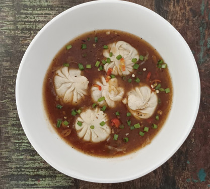 Hot And Sour Veg Soupy Momos