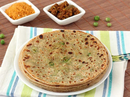 Aloo Onion Paratha Cu Caș