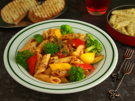 Penne Pasta In 2 Sauces Pasta 350Gm