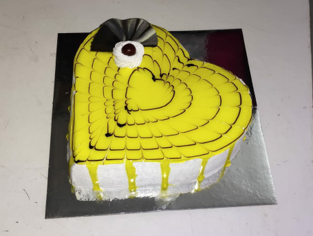 Heart Shape Pineapple Cake(Eggless)