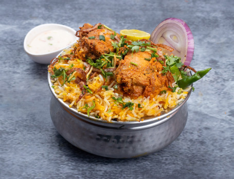 Murgh Dum Biryani (Serves 1) (600 Gm)