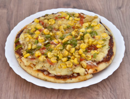 8 Corn Capsicum Pizza