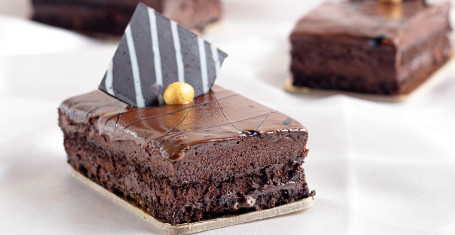 Hazelnut Chocolate Pastrie