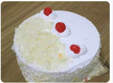 White Forest Cake[500Gms]