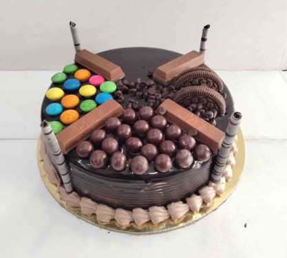 Belgium Choco Ball Cake