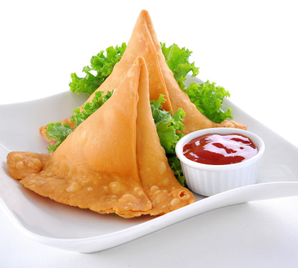 Classic Punjabi Samosa [4 Pieces]