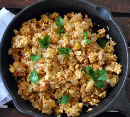 Eggs Bhurji [3 Pcs Bread]