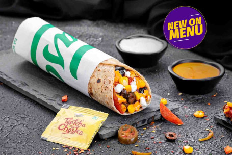 Cheesy Baked Pizza Wrap (Veg)