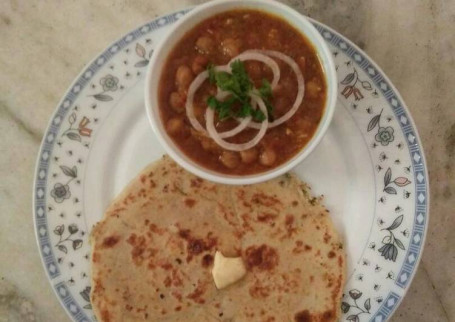 2 Parantha With Chole