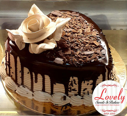 Choco Heart Cake [500 Grams]