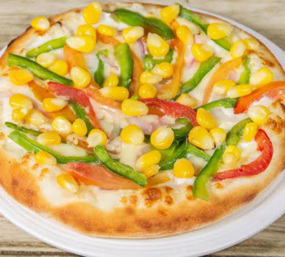 8 Corn And Capcicum Pizza