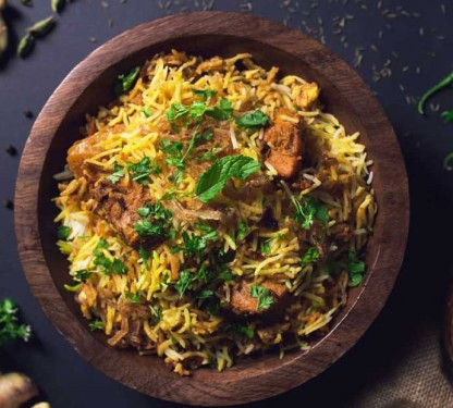 Hare Masale Ki Murg Dum Biryani