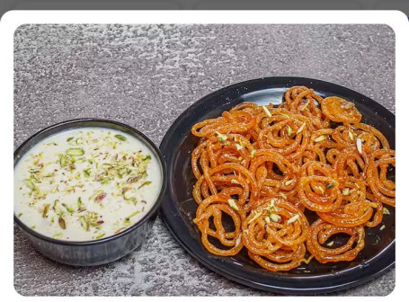 Jalebi With Rabri (Per Plate)