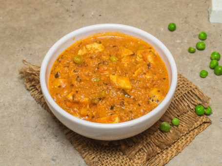 Khoya Mattar Paneer