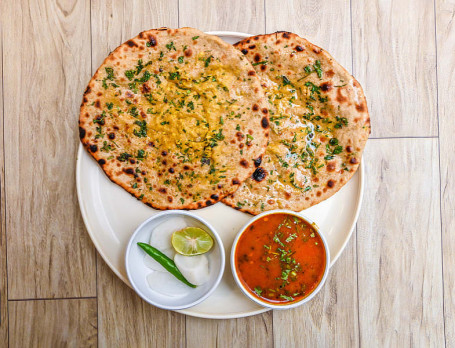 Paneer Paratha With Achar