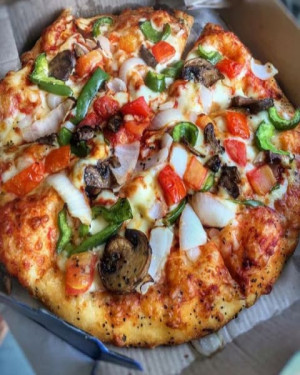 Indian Farm House Pizza