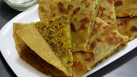 2 Bhujia Pyaaz Parantha Raita Sweet