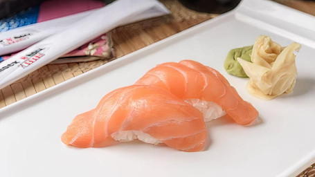 Nigiri Fresh Salmon