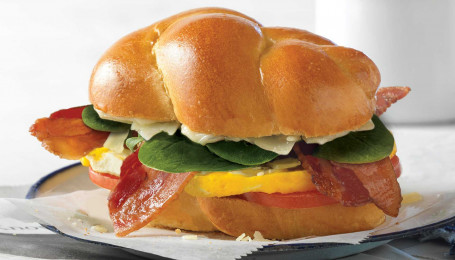 Mic Dejun Blt Sandwich