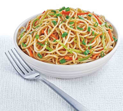 Veg Hakka Noodles (200 Gms)