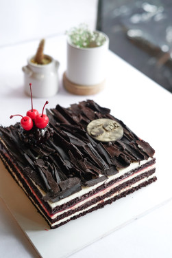 Pumpkin Special Black Forest Cake