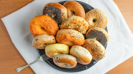 Baker's Dozen Bagel