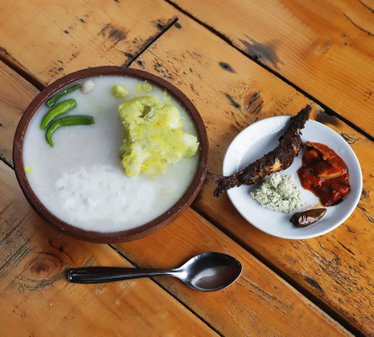 Pazhankanji Curd+Chuvannulli+Pachamulaku)