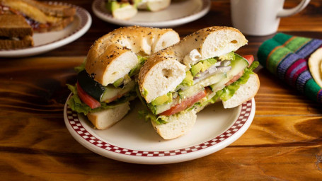 Breakfast Bagel With Avocado