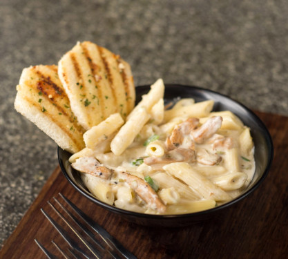 Chicken White Pasta (Penne)