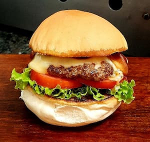 Salata De Burger