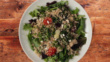 Salată Sezonieră De Kale Quinoa