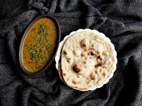 Dal Makhani 2 Tandoori Roti Jeera Rice