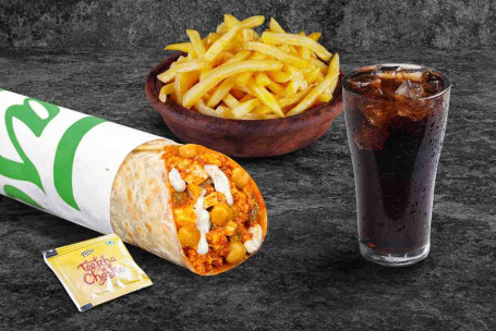 (Servește 1) Chole Paneer Wrap Cartofi Prăjiți Thums Up Meal