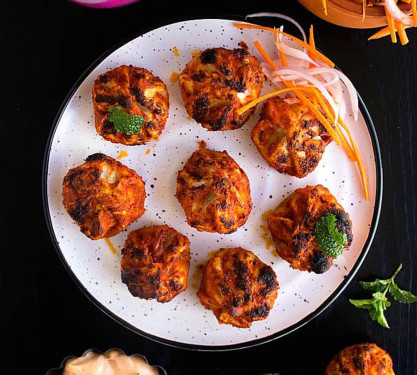 Veg Afghani Tandoor Momos