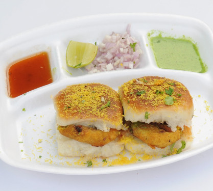 Classic Vada Pav Mumbai Special