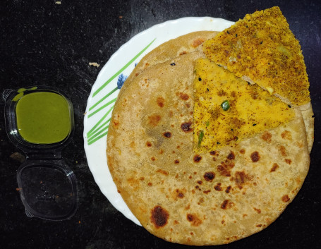 1 Gobhi Paratha Served With Green Chutney