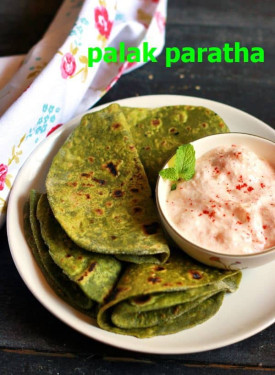 2 Methi Paratha 2 Palak Paratha